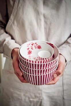 Royal Stripes Bowl Dark Pink 12cm -Pip studio 220608 pip haarlem2449 hr lr