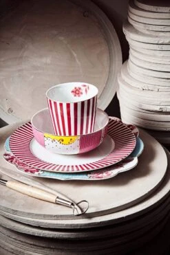Royal Stripes Breakfast Plate Dark Pink 21cm -Pip studio 220608 pip haarlem2879 hr lr
