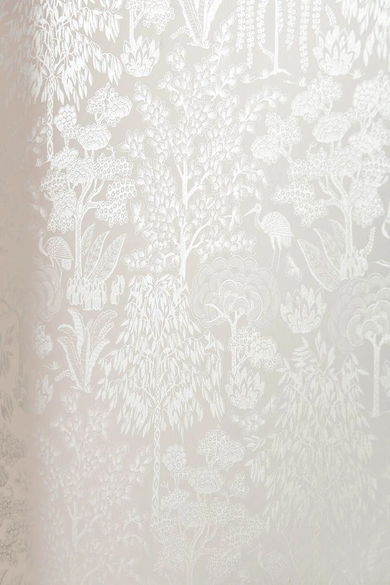 Pip Studio Origami Tree Non-Woven Wallpaper Off White/Silver 6 Pip Studio Origami Tree Non-Woven Wallpaper Off White/Silver - Image 4