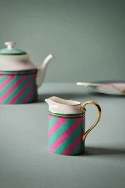 Pip Chique Stripes Jug Small Pink/Green -Pip studio 51.007.049 50 lr 1