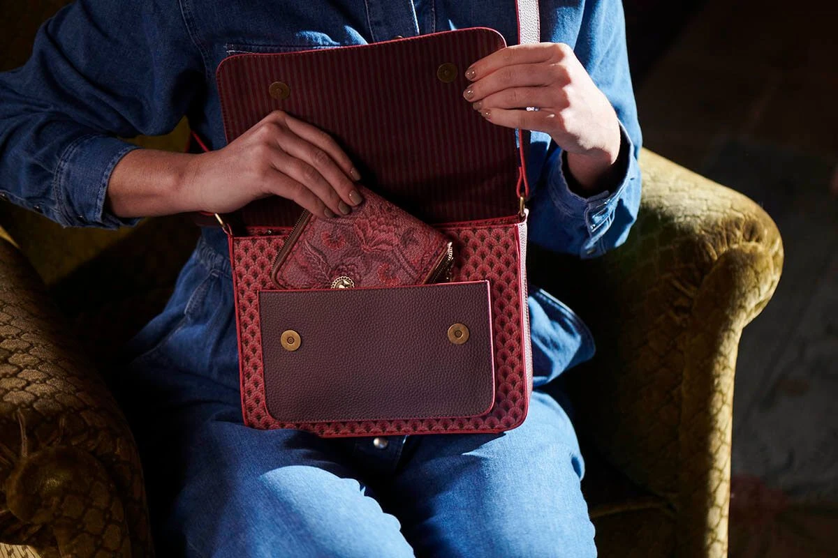 Cross Body Kyoto Festival Dark Pink 5 Cross Body Kyoto Festival Dark Pink - Image 3