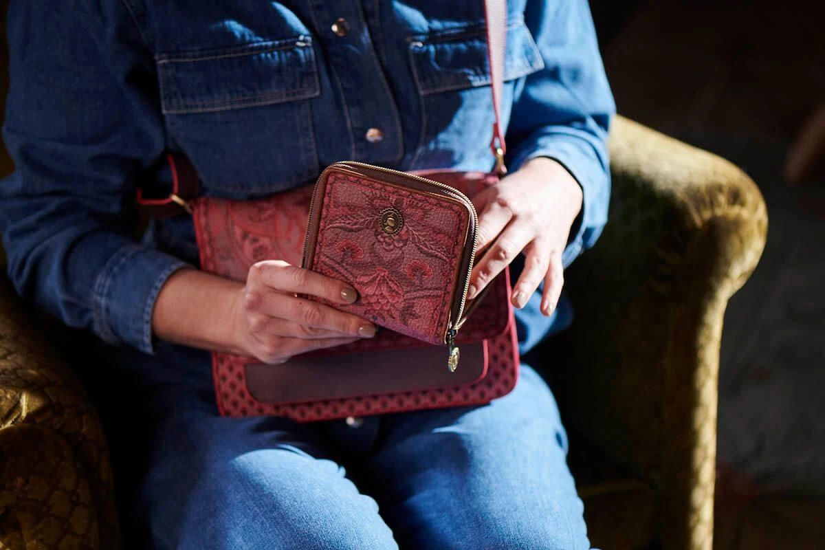 Wallet Square Kyoto Festival Dark Pink 4 Wallet Square Kyoto Festival Dark Pink - Image 2