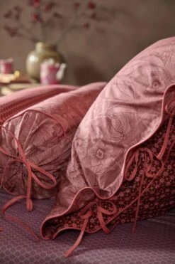 Neck Roll Casa Dei Fiori Terra 9 Neck Roll Casa Dei Fiori Terra -Pip studio casa dei fiori terra 45 detail lr 2