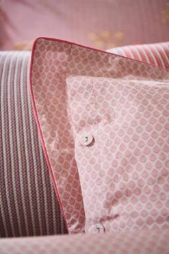 Cushion Square Cece Fiore Pink 8 Cushion Square Cece Fiore Pink -Pip studio cece fiore square cushion pink 01 mood lr