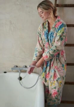 Bathrobe Good Evening Khaki -Pip studio good evening khaki bathrobe sfeer 01