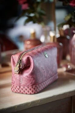 Cosmetic Purse Medium Kyoto Festival Dark Pink -Pip studio pip fw22 290
