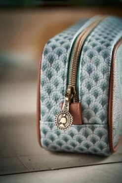 Cosmetic Bag Square Small Kyoto Festival Green 13 Cosmetic Bag Square Small Kyoto Festival Green -Pip studio pip fw22 346