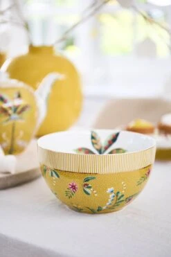 La Majorelle Bowl Yellow 18cm -Pip studio pip s23 207 lr