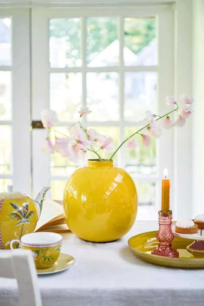 Metal Vase Yellow 23cm 4 Metal Vase Yellow 23cm - Image 2