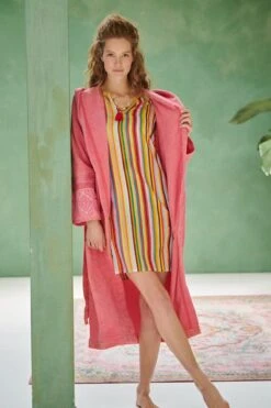 Bathrobe Soft Zellige Coral -Pip studio pip 05 09 2019 spring summer25624