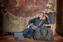 Wallet Tutti I Fiori Blue 10 Wallet Tutti I Fiori Blue -Pip studio pip studio bags fw2023 blue 01 lr 1