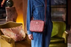 Cross Body Medium Kyoto Festival Dark Pink 15 Cross Body Medium Kyoto Festival Dark Pink -Pip studio pip studio dag 2 melatti 37459 800x1200