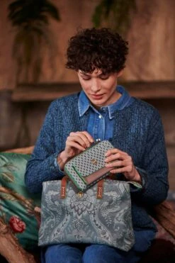 Wallet Pocket Suki Green -Pip studio pip studio melatti sfeer 38179 800x1200