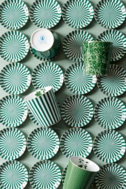 Royal Stripes Mug Flower & Tea Tip Green -Pip studio pip studio mugs match fw2023 tableware green 01 lr 3
