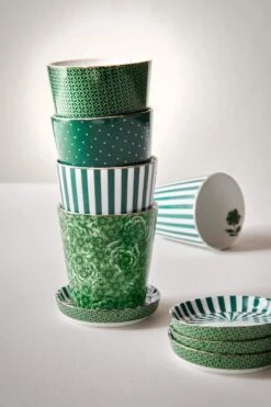 Royal Stripes Mug Flower & Tea Tip Green -Pip studio pip studio mugs match fw2023 tableware green 03 lr 3