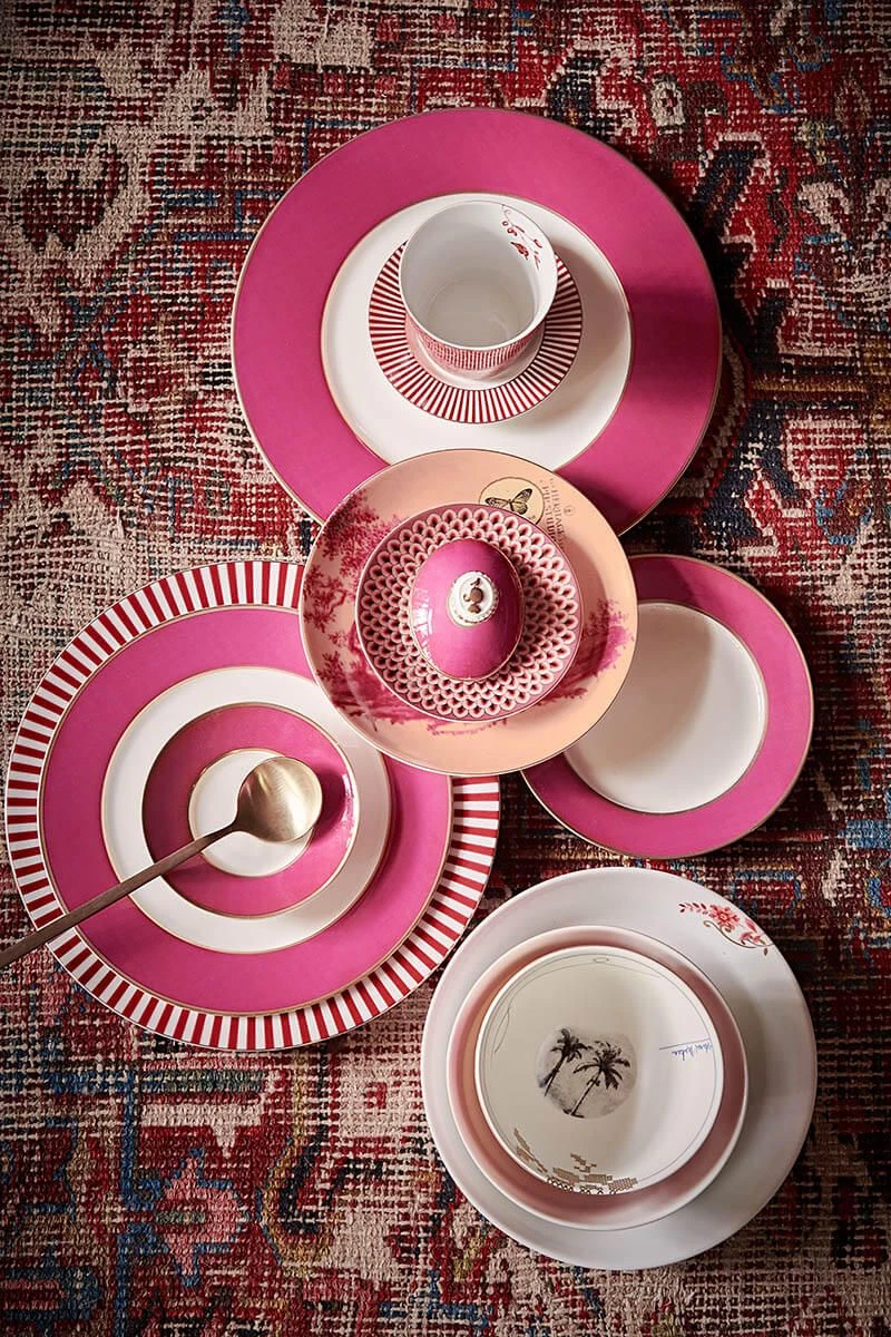 Pip Chique Breakfast Plate Pink 23cm - Image 3