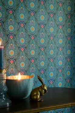 Pip Studio Raindrops Non-Woven Wallpaper Dark Blue 16 Pip Studio Raindrops Non-Woven Wallpaper Dark Blue -Pip studio pip woonmaand fw23 037 lr 1