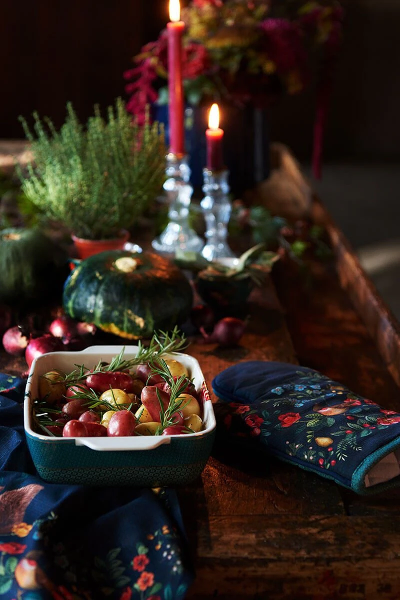 Winter Wonderland Serving Tray Rectangular Small Green 4 Winter Wonderland Serving Tray Rectangular Small Green - Image 2