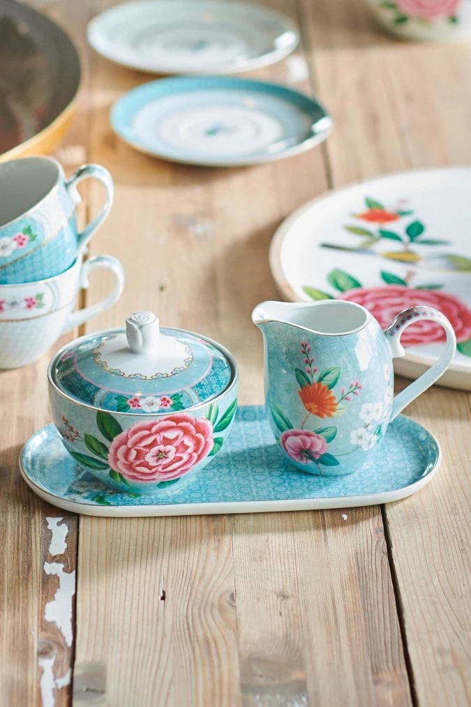 Front Page 5 Front Page -Pip studio pipstudio blushingbird extra24 1