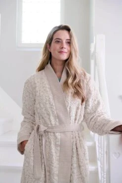 Bathrobe Tile De Pip Khaki -Pip studio ss23 tile de pip khaki 02 mood