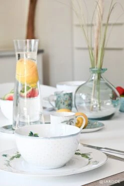 Jolie Dinner Plate Dots Gold 26,5 Cm -Pip studio story sardoe 3 web